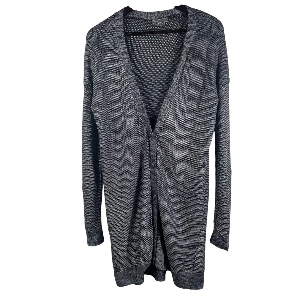 Vince timeless button